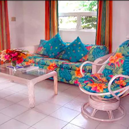Dickenson Bay Cottages Cedar Grove Εξωτερικό φωτογραφία